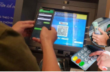 Quên cầm thẻ ATM vẫn ra cây rút tiền bình thường, bạn chỉ cần làm theo cách đơn giản này