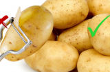  Gọt bỏ vỏ khoai tây thật là lãng phí vì chúng có lượng dinh dưỡng tốt hơn cả ruột khoai