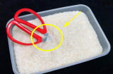 Cắm kéo vào thùng gạo: Mẹo hay mang lại nhiều công dụng, tiết kiệm tiền triệu mỗi năm