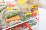 Những thực phẩm để tủ đông là tai hại, dùng tủ lạnh nhiều năm nhưng nhiều người vẫn chưa biết