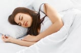 Nằm nghiêng hay nằm ngửa là tư thế ngủ tốt nhất cho sức khỏe?