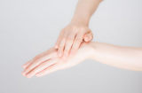 5 công thức làm kem dưỡng da tay tại nhà, chỉ mất chưa đến 2 phút đã có ngay làn da mịn màng