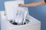 Mẹo giăt sạch giày bằng máy giặt đơn giản và nhanh khô