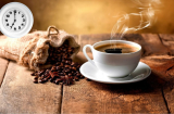Bạn thường uống cà phê vào lúc nào? Chuyên gia cảnh báo 2 thời điểm uống khiến cà phê như độc dược