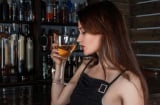 Phụ nữ uống say bên ngoài nghĩ đến điều gì? Đa phần đều nhớ đến điều này nhưng không nói ra