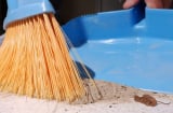 Mở cửa nhà nhìn thấy 3 thứ, gia đình nghèo khổ, khó ngóc đầu lên, đó là 3 thứ gì?