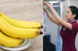 Tiếp viên hàng không mang thường mang quả chuối lên máy bay để làm gì?