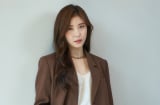 'Hoàng hậu Ki' Ha Ji Won bật mí tuyệt chiêu giữ da đẹp quanh năm, chăm chỉ loại quả bán đầy chợ này