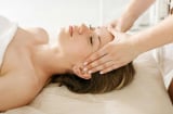5 phương pháp giúp bạn giảm sưng phù hiệu quả và lấy lại vẻ rạng rỡ cho khuôn mặt
