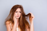 10 cách dưỡng tóc không bị khô xơ, chẻ ngọn tại nhà