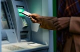 Kể từ nay, rút tiền tại máy ATM có 2 thay đổi lớn: Người dân cần biết để không bị ngừng giao dịch