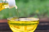 Thay đổi dầu ăn giảm một nửa tử vong do ung thư: Chuyên gia khuyên nên ăn 2 loại dầu này