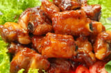 Làm sườn xào chua ngọt đừng thả ngay vào chảo dầu nóng, nhúng qua nước này: Sườn mềm tan trong miệng, đậm vị