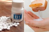 Trộn dầu gội với vitamin B1, có ngay hỗn hợp đặc biệt với công dụng tuyệt vời