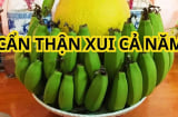 Mua chuối thắp hương có nên ghép 2 nải chuối lại với nhau rồi dâng lên bàn thờ không?