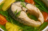Canh cá ngon không tanh, thịt cá ngọt, nước trong veo thơm nức nhờ 4 mẹo này