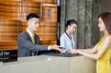 Nhận phòng khách sạn đừng quên thì thầm 3 câu này với lễ tân: Giá rẻ bất ngờ, phòng đẹp, ưu đãi đầy tay!