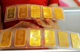 Giá vàng hôm nay 26/5: Ổn định trong nước, thế giới neo cao trên 3.300 USD/ounce