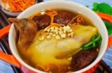 Vì sao thịt chim bồ câu được ví quý hơn 9 con gà? Lợi ích & lưu ý khi dùng