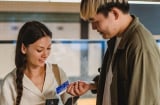 Sau khi kết hôn, có nên đưa lương cho vợ? 3 người đàn ông chia sẻ câu trả lời thực tế đến bất ngờ