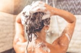 4 khung giờ dù có bẩn tới mấy cũng không nên gội đầu