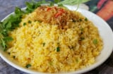 Cách đơn giản để làm cơm rang trứng tơi ngon, vàng giòn