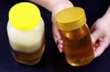 Cách nhận biết mật ong thật giả cực chuẩn chỉ bằng cách lật ngược chai – Phát hiện ngay, không lo mua nhầm!