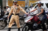 Kể từ tháng 7/2025: Vợ chồng đi xe của nhau, không chính chủ có bị phạt tới 8 triệu đồng có đúng không?