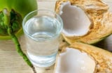Uống nước dừa vào 3 thời điểm này là tốt nhất: Ai nên uống thường xuyên để khỏe mạnh hơn mỗi ngày
