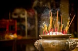 Khi thắp hương thường dùng 1, 3, 5 nén. Khi nào thi dùng 2 nén, rất nhiều người không biết