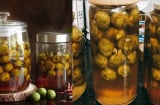 Cách ngâm sấu vàng giòn ngon, để cả năm không nổi váng