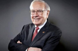 Warren Buffett chỉ ra 5 sai lầm chi tiêu khiến người trẻ mãi không giàu nổi