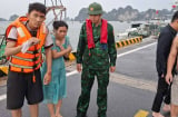Lật tàu du lịch trên Vịnh Hạ Long do dông lốc: 48 khách tham quan và 5 thuyền viên gặp nạn
