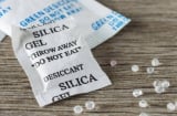 Công dụng bất ngờ của gói hút ẩm: Vứt đi là lãng phí tiền bạc