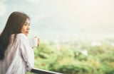 Đến tuổi trung niên, có 2 việc không nên làm để hậu vận viên mãn