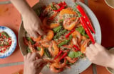 Cách làm món tôm rang muối hột đang 'hot trend', nhìn là thèm