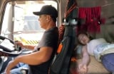 Vì sao tài xế xe tải đường dài thường đưa theo một phụ nữ? Lý do đằng sau khiến ai nghe cũng xúc động