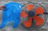 Mẹo dùng túi nilon vệ sinh quạt sạch bong trong 1 phút, không cần tháo khung, ai cũng làm được!