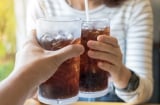 Loại nước tưởng lành mạnh này lại tăng nguy cơ đột quỵ và Alzheimer gấp gần 3 lần, cẩn thận kẻo hối tiếc