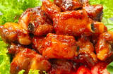 Thả loại nước này vào làm sườn xào chua ngọt: Món ăn mềm tan đậm vị không bị khô dai