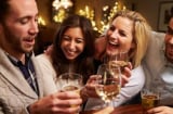 Bí mật giàu có: Chỉ cần dứt bỏ 3 mối quan hệ này, cuộc đời bạn sẽ sang trang
