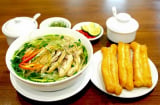 Thả thứ này vào nấu phở gà ngon cực phẩm: Ăn một lần nhớ mãi