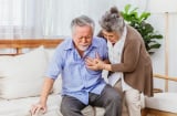 Người sau 40 tuổi nên tập ngay 3 thói quen buổi sáng này để tránh đột quỵ