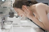 Không muốn làn da xấu đi nàng nên loại bỏ 6 thói quen thường nhật này