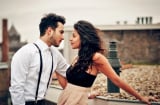 6 biểu hiện cho thấy, người đàn ông yêu bạn sâu sắc
