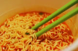 6 người tuyệt đối không được ăn mì tôm