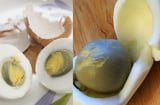  Vì sao đôi khi trứng luộc lên lòng đỏ chuyển màu xanh, ăn có độc không?
