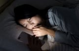 Có 4 thói quen trước khi đi ngủ có thể gây hại đến thận
