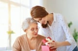 Mẹ chồng-nàng dâu: 3 lời không nói, 2 việc không can thiệp gia đình sẽ êm ấm yên vui