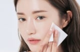 Lưu ngay một vài tips nhỏ giúp bạn dặm lại lớp trang điểm tự nhiên